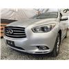 Image 2 : C5 --  2015 INFINITI QX60 SILVER 266593 KMS