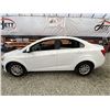 Image 23 : E4 -- 2015 CHEVROLET SONIC, WHITE, 161916 KMS