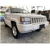 Image 8 : A12I -- 1998 JEEP GRAND CHEROKEE, WHITE, 213989 KMS