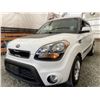 Image 2 : A12C -- 2013 KIA SOUL, WHITE, 167458 KMS