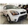 Image 8 : A12C -- 2013 KIA SOUL, WHITE, 167458 KMS