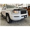Image 8 : A2 -- 2006 HONDA RIDGELINE, WHITE, 334595 KMS