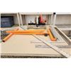 Image 2 : SQUARES AND CHOP SAW