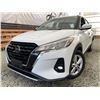 Image 1 : C6K -- 2021 NISSAN KICKS, WHITE, 122125 KMS
