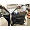 Image 37 : C6K -- 2021 NISSAN KICKS, WHITE, 122125 KMS