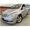 Image 1 : A12 -- 2006 MERCEDES B200, GRAY, 129930 KMS