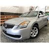 Image 1 : A12N -- 2008 NISSAN ALTIMA, GREY, 186302 KMS