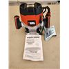 Image 1 : BLACK & DECKER PLUNGE ROUTER