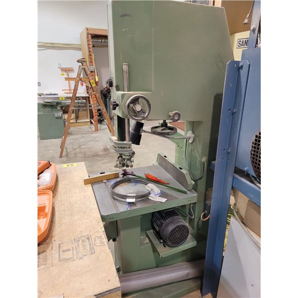 Meber SR500 Bandsaw, 3phase, 3HP, 20"throat, new blade,155", 3 extra blades, light