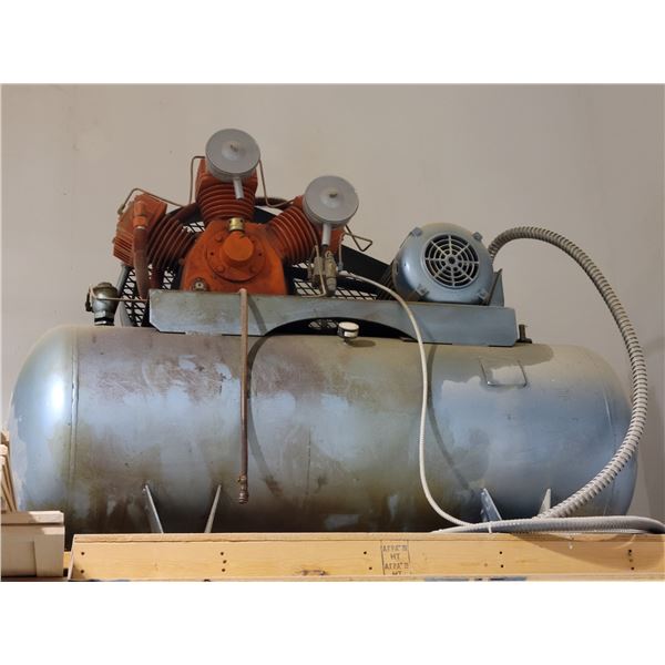 Compressor, 3phase, 10 HP,triple head, 120 gallon tank
