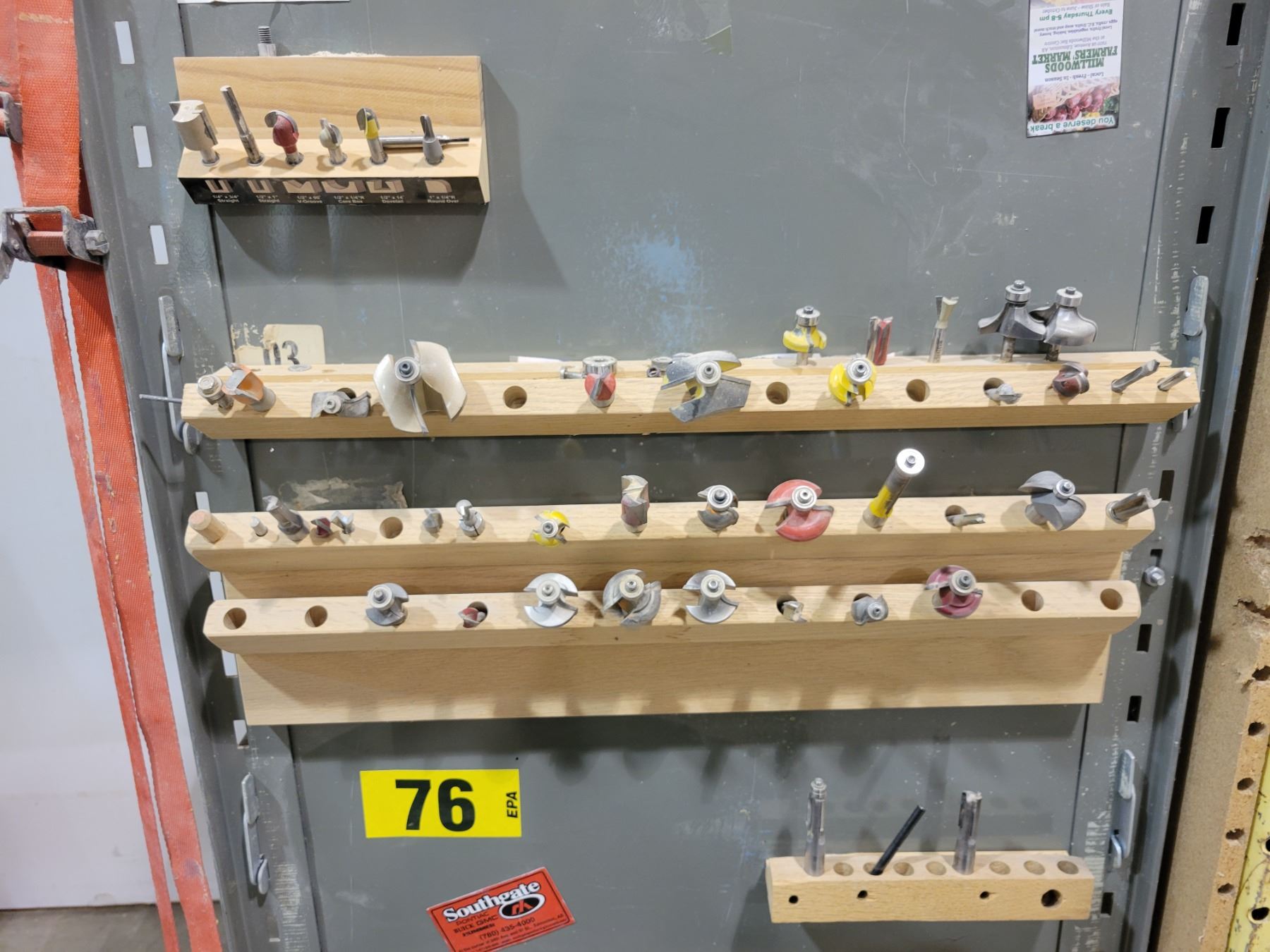 various router bits and stand, 1/2