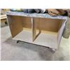 Image 1 : Rolling cart 24"x48"x 35"high