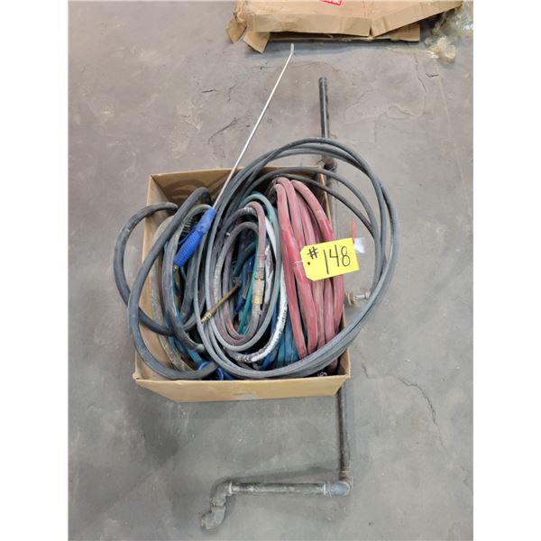 various air hoses, air guns