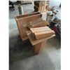 Image 1 : 2 oak table pedestals, 6 oak feet, 2 desk legs