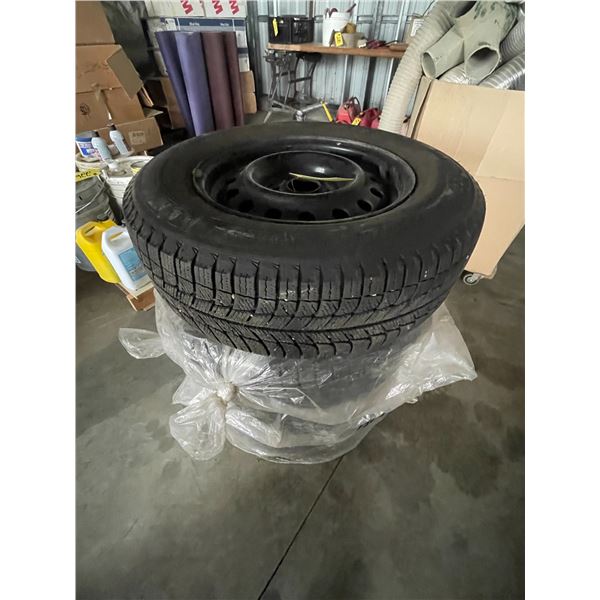 4 Honda CRV tires with rims 205/70R15