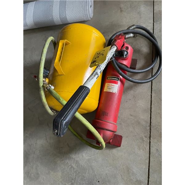 Air tank and hydraulic pump