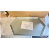 Image 2 : BOX OF 12 HAY GREY KALEIDO M DESIGN TRAYS