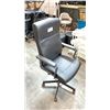 Image 2 : BLACK LEATHER ADJUSTABLE MOBILE OFFICE CHAIR (STYLE 3)