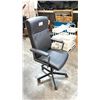 Image 2 : BLACK LEATHER ADJUSTABLE MOBILE OFFICE CHAIR (STYLE 3)