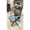 Image 2 : BLACK LEATHER ADJUSTABLE MOBILE OFFICE CHAIR (STYLE 1)