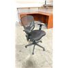 Image 2 : BLACK BERWOOD MESH BACK TASK CHAIR