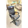 Image 2 : BLACK LEATHER ADJUSTABLE MOBILE OFFICE CHAIR (STYLE 2)