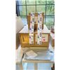 Image 2 : BOX OF 12 HAY GREY KALEIDO M DESIGN TRAYS