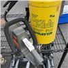 Image 2 : CRAFTSMAN HEDGE TRIMMER AND SPRAYER