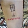 Image 2 : FIVE NEW LIGHT FIXTURES