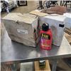 Image 1 : T-CUT COLOR FAST CAR POLISH, CASE OF RED AND CASE OF WHITE