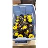 Image 1 : TOTE OF TENNIS BALLS