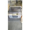 Image 1 : STAINLESS SINK 19" X 17"