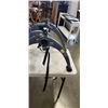 Image 3 : SARIS TRUNK MOUNT BIKE RACK