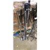 Image 2 : 3 BUNDLES OF GOLF CLUBS