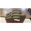 Image 2 : VINTAGE METAL GAS CAN
