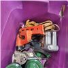 Image 2 : TOTE OF TOOLS AND LANTERNS