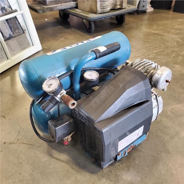 EAGLE TWIN TANK COMPRESSOR