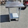 Image 2 : STAINLESS PREP TABLE