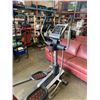 Image 2 : FREE MOTION DIGITAL ELLIPTICAL WORKING CONDITION