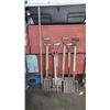 Image 1 : BUNDLE OF PITCH FORKS AND SHOVELS