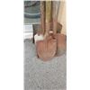 Image 2 : BUNDLE OF ASSORTED SHOVELS