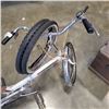 Image 3 : VINTAGE VOYAGER FOLDING BIKE WITH EXTRA TIRES