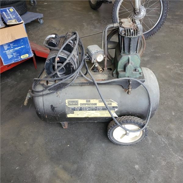 16.7 GALLON AIR COMPRESSER