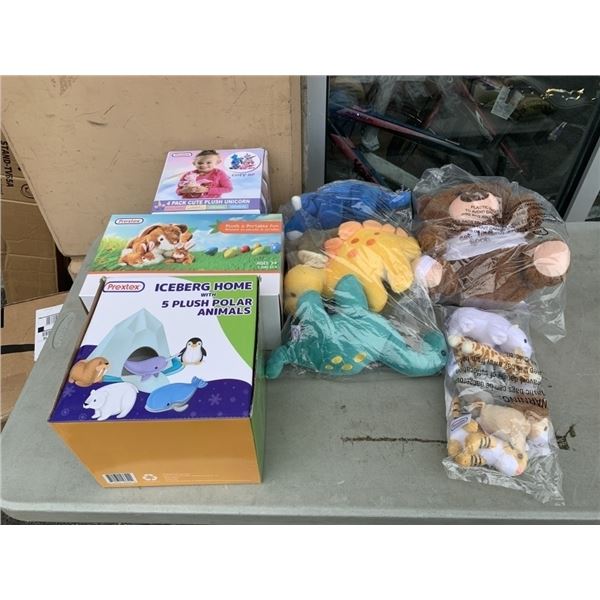 ICEBERG HOME WITH ANIMALS, RABBIT, UNICORN, DINOSAUR AND ASSORTED JUNGLE STUFFED ANIMAL TOYS