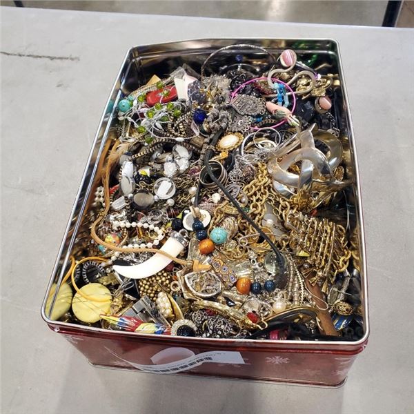 LARGE TIN FULL OF ESTATE JEWELLERY