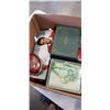 Image 3 : BOX OF VINTAGE TINS, BINS AND JEWELRY BOXES