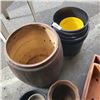 Image 2 : LOT OF PLANTERS