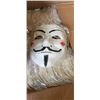 Image 2 : LARGE BOX OF FACE MASKS, 500 MASKS TOTAL