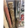 Image 1 : 5 FT AREA RUG