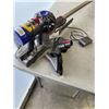 Image 3 : DYSON V8 ANIMAL CORDLESS STICK VACUUM - TESTED WORKING, RETAIL $549